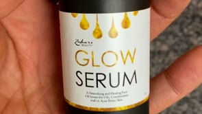 
                  
                    Load and play video in Gallery viewer, Glow Serum Face Oil for Oily, Combination and/or Acne Prone Skin
                  
                
